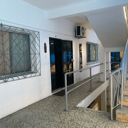 Maryland Guesthouse モンロビア エクステリア 写真