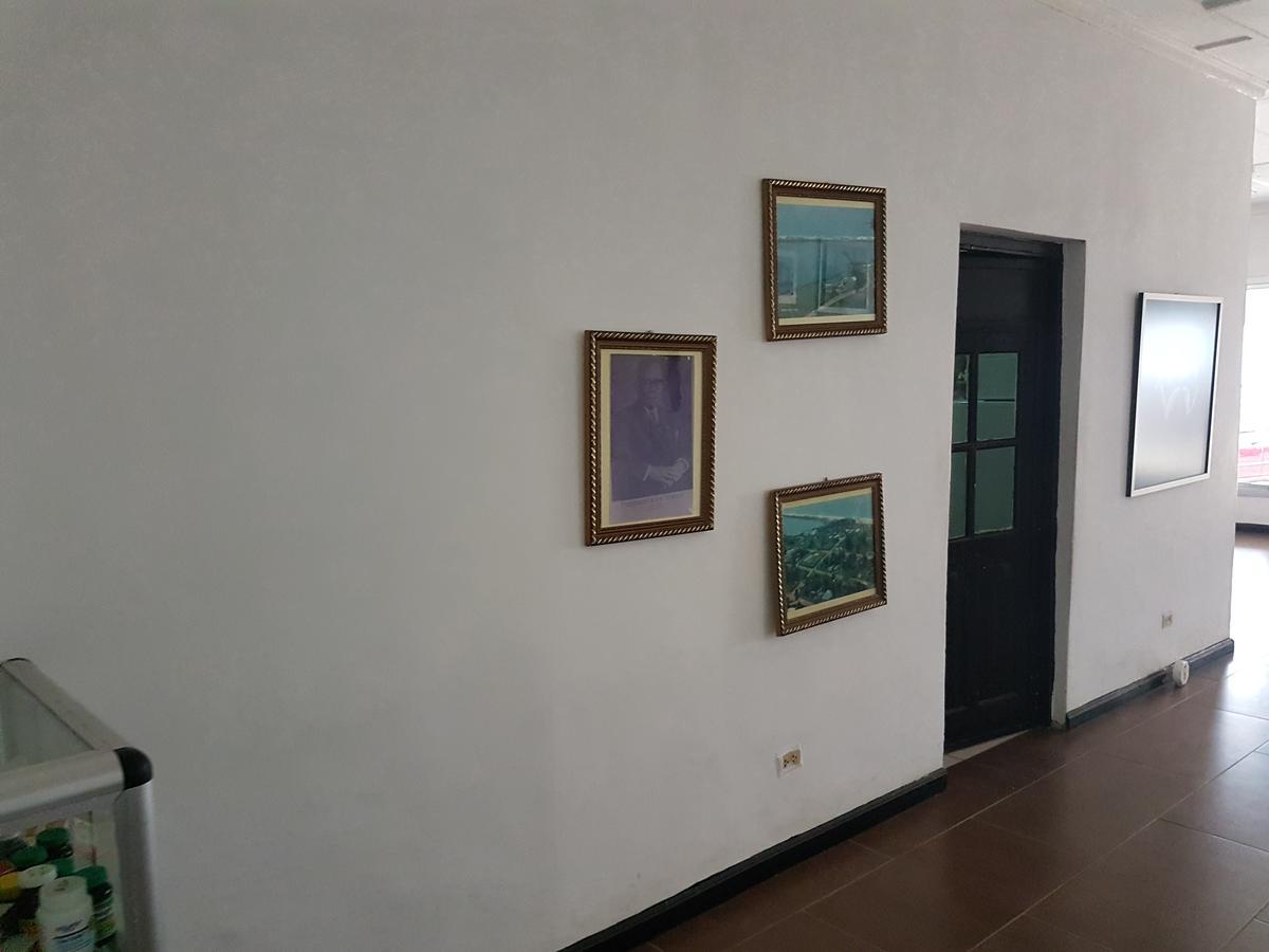 Maryland Guesthouse モンロビア エクステリア 写真