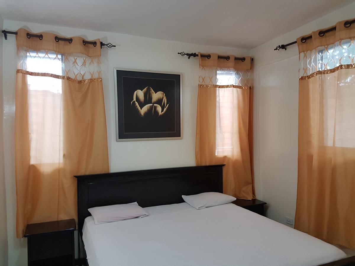 Maryland Guesthouse モンロビア エクステリア 写真